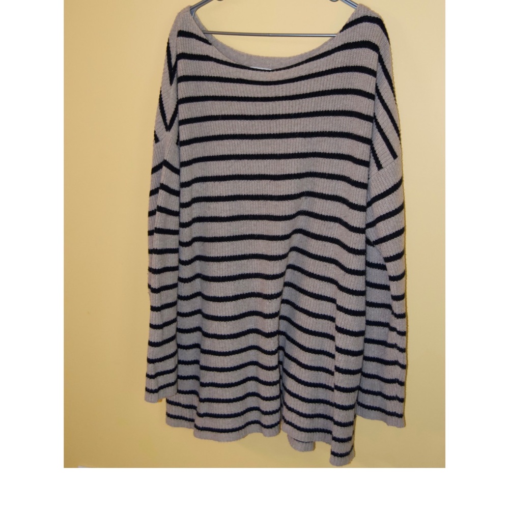Scoopneck Sweater Tunic